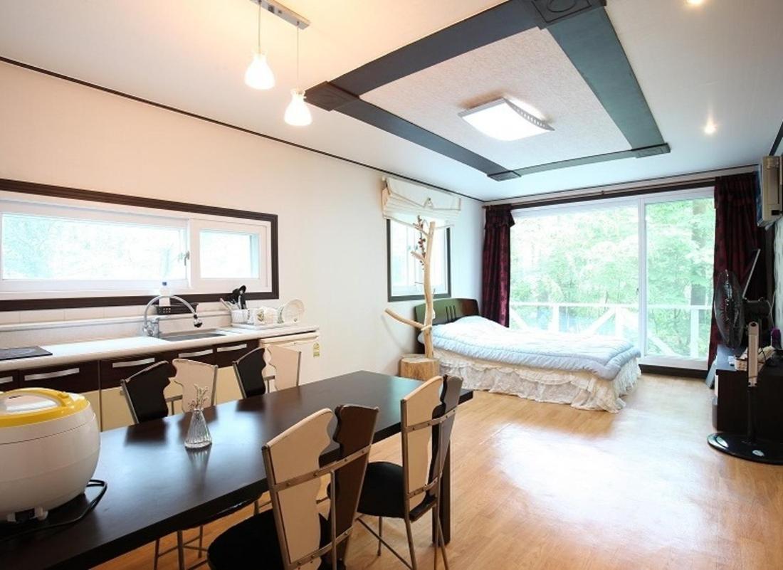 Blue Sky Milky Way Pension Yangyang Exterior photo