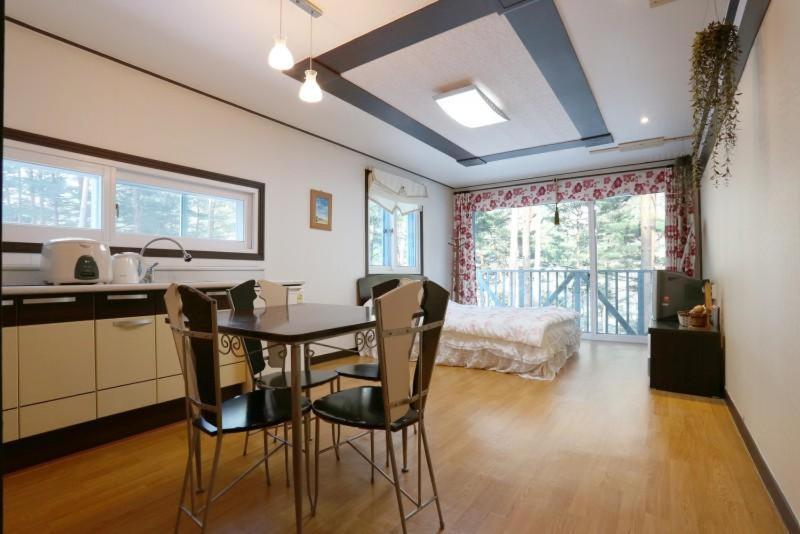Blue Sky Milky Way Pension Yangyang Exterior photo